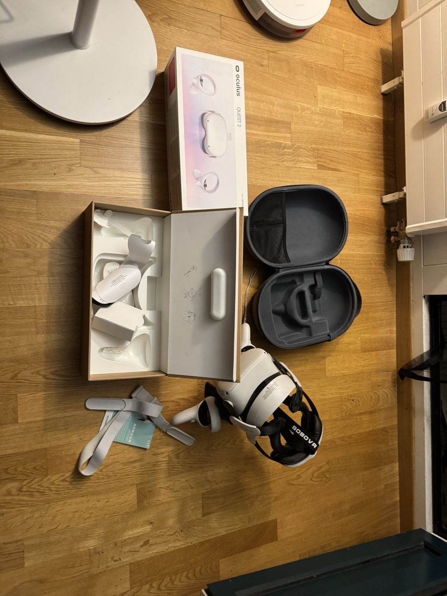 Meta Casco VR: Meta quest 2 + BOBOVR STRAP + Stand – Usato da Ostermundigen venduto da RetroOwl 3