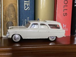CORGI TOYS Ford Zephyr Estate Police Made in GB Ford Britain