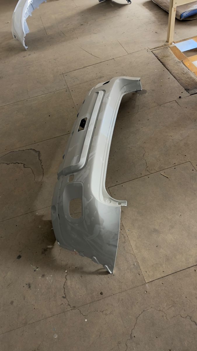 Fiat Tutti pezzi di ricambio auto: FIat Panda Stossstange Hinten  – Usato da Oftringen venduto da Lot89