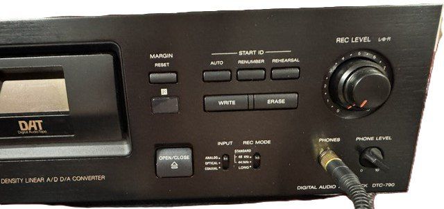 Sony Registratori: Sony DTC-790 Digital Audio Tape Deck – Usato da Suhr venduto da Audiobruno 2