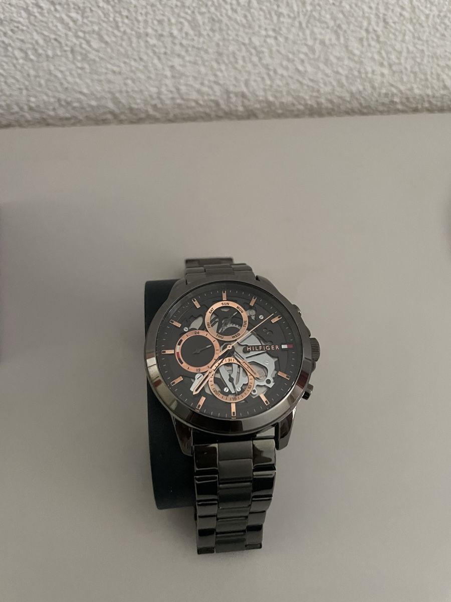 Tommy Hilfiger Uhren: Original Tommy Hilfiger Uhr mit Originalverpackung   – Gebraucht aus Winterthur von nit_2bcv 1