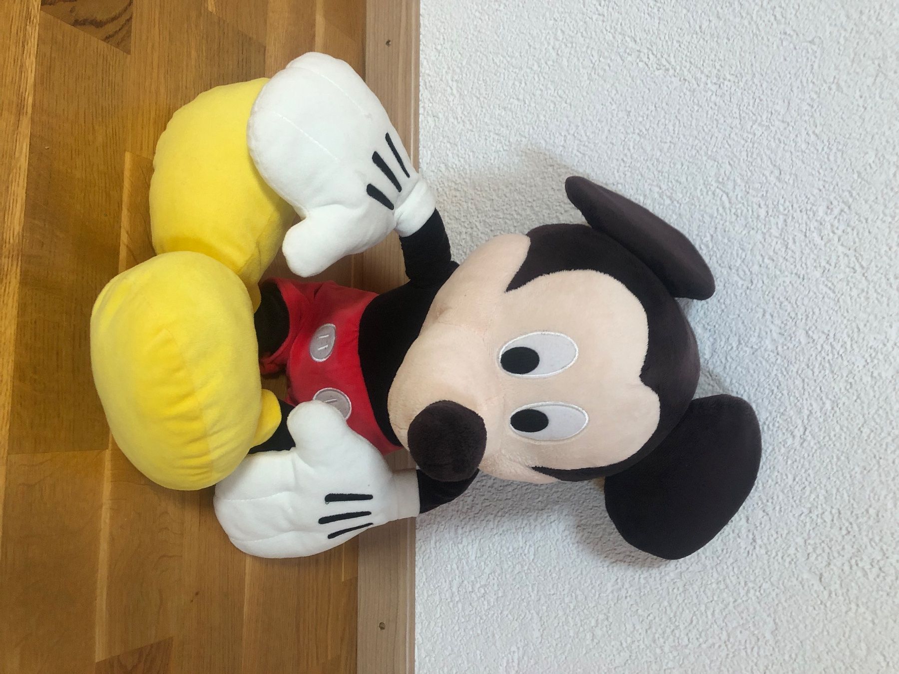 Disney Giocattoli: Peluche Mickey assis 40 cm – Usato da Bernex venduto da joe_6dn9