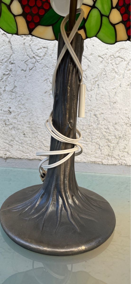 Lampade: Tiffany Tischleuchte Lampe – Usato da Münchenstein venduto da Sozial_Labor_Brocki 3
