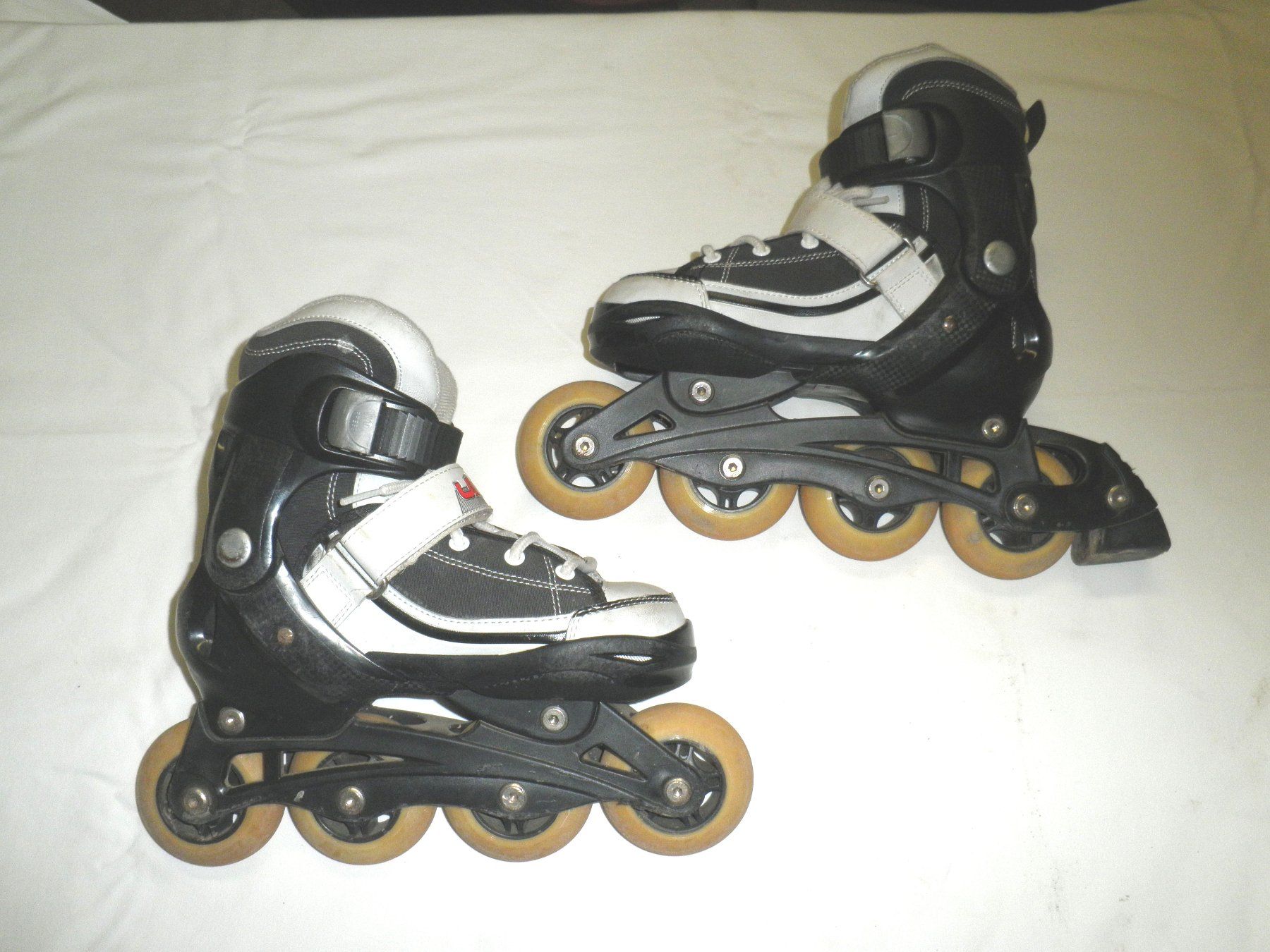 Inline-Skating & Rollschuhe: Inline Skates, Roller: UKAN Michelin. Gr. 32-35 – Gebraucht aus Cadenazzo von Mikeshop 1