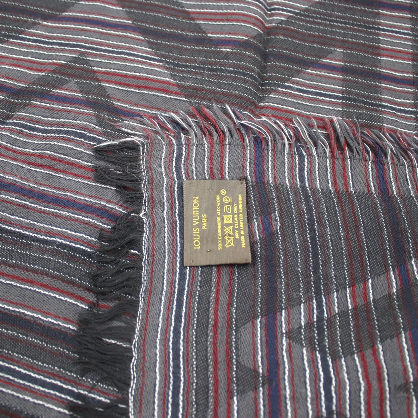 Louis Vuitton Foulards, Tücher & Schals: Louis Vuitton Karakoram Stola – Gebraucht aus Binningen von Designerlabels 5