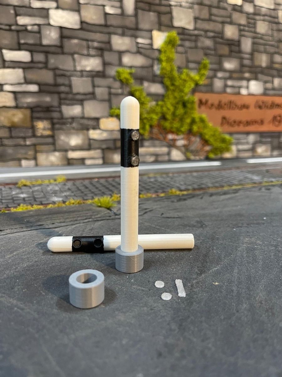 Modellismo RC: Strassen Pfosten 1:14 – Nuovo e nell'imballaggio originale da Altdorf UR venduto da modellbau-widmer 4