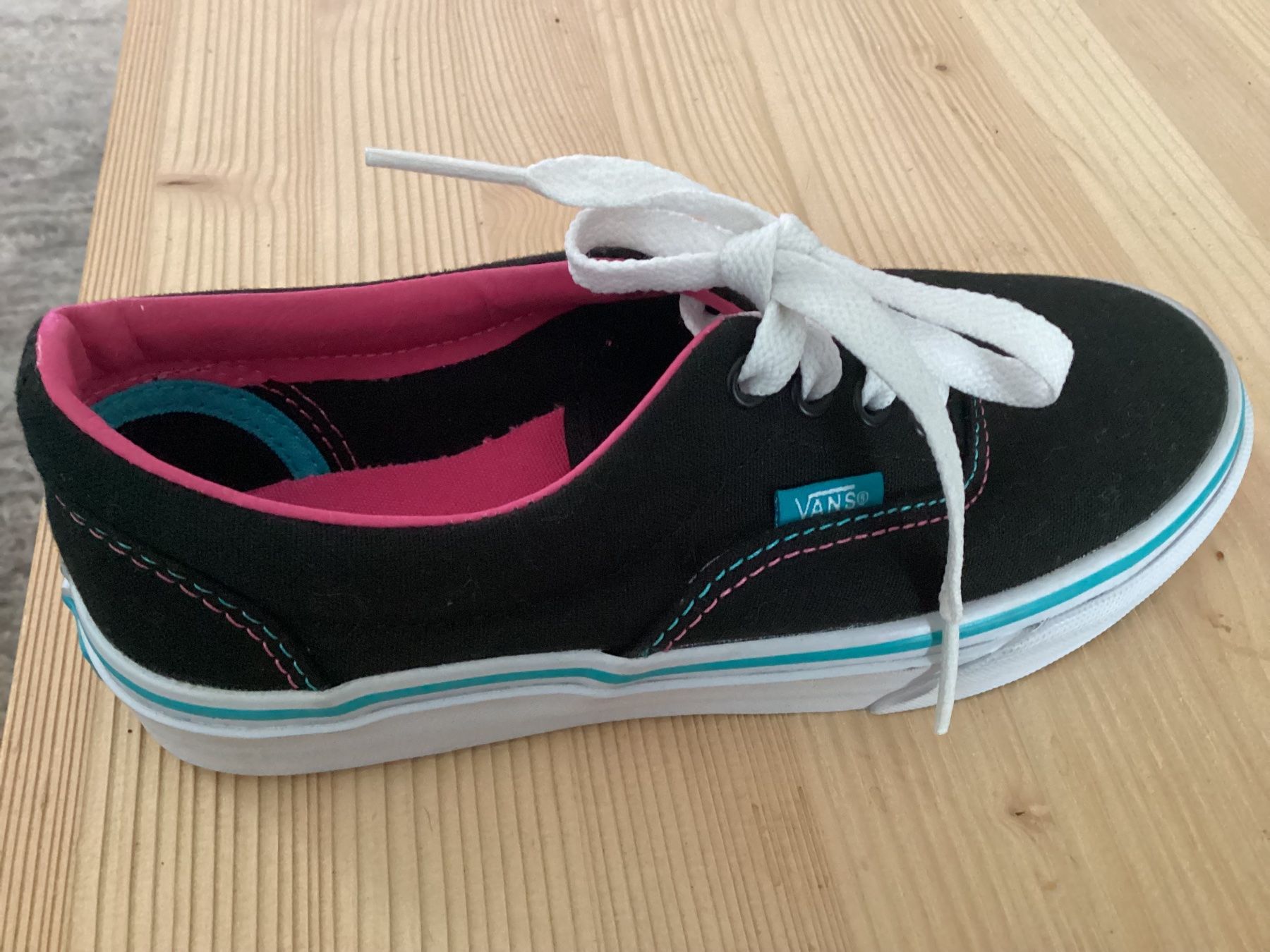 Vans Scarpe per ragazze: Vans Girls Schuhe Freizeitschuhe – Nuovo (secondo la descrizione) da Flüelen venduto da ne08