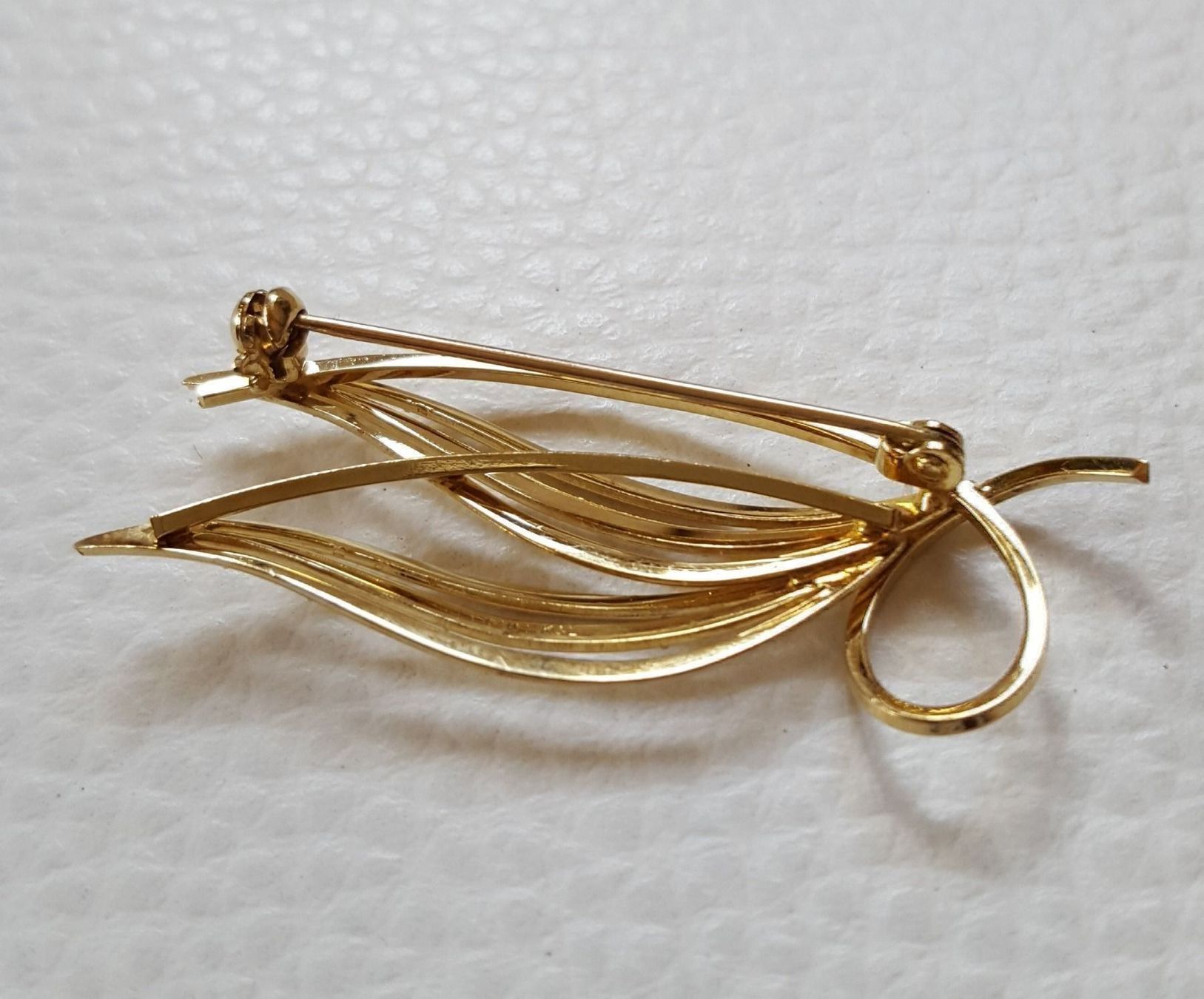 Broschen & Nadeln: Gold Broche – Gebraucht aus Wald ZH von Dasilver 4