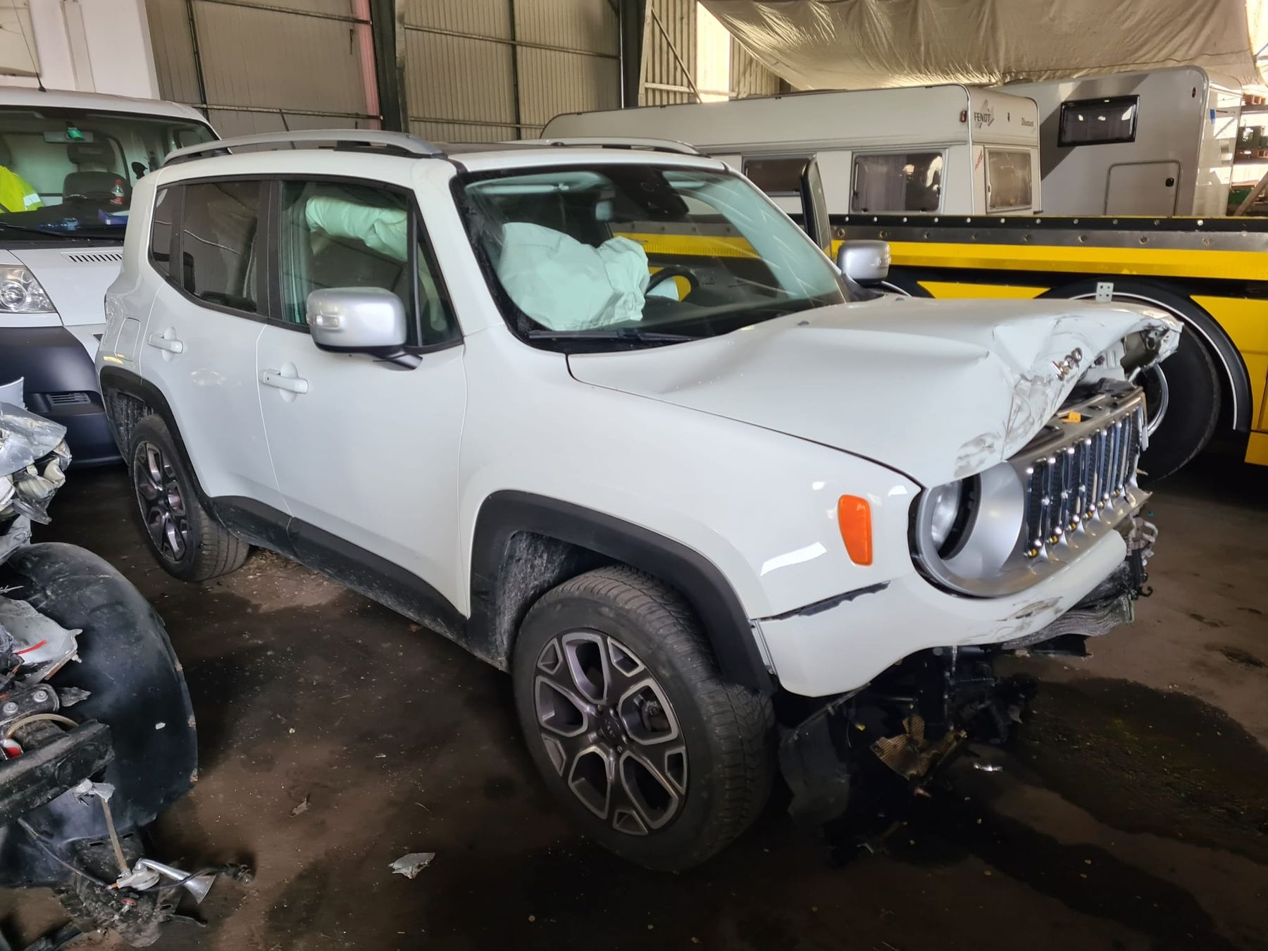 Jeep Autos: Unfallwagen – Défectueux à Kerzers par Pesche12