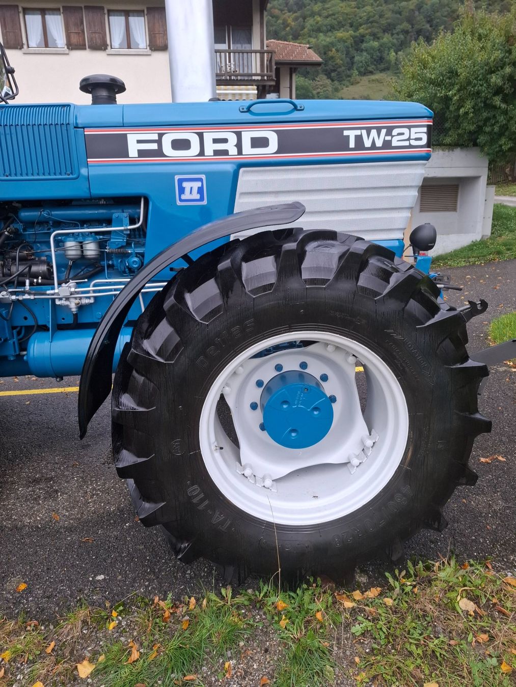 Ford Trattori: Tracteur Ford TW25 – Usato da Bulle venduto da cri_6dhq 1