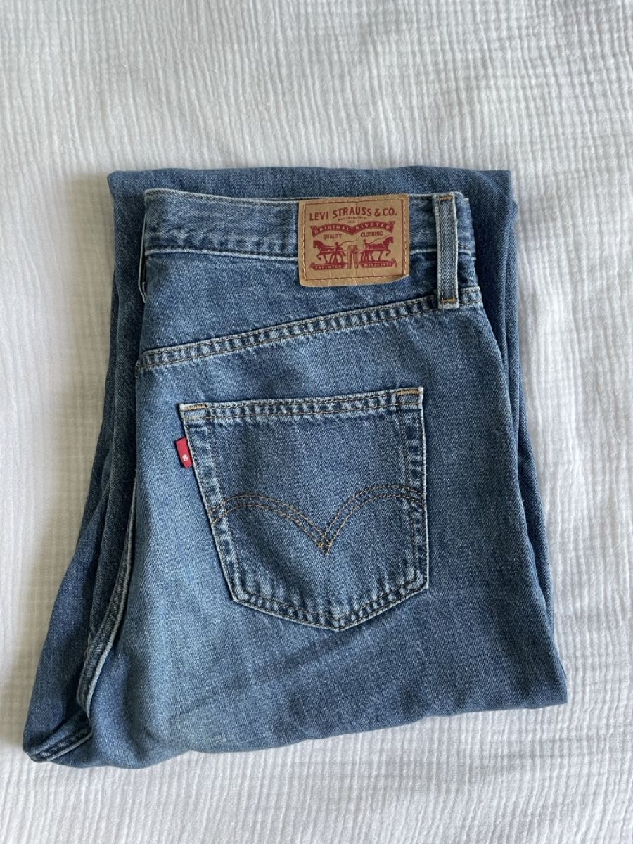 Levi's Jeans: Levi's Jeans – Usato da Winterthur venduto da sina852636