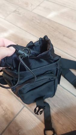 Gothic Oberschenkel-Tasche mit Totenkopf