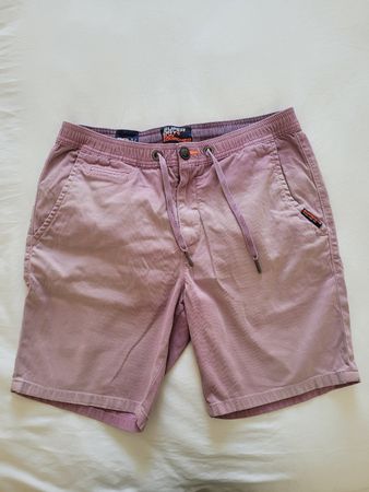 3. Superdry Short Homme, Taille 32