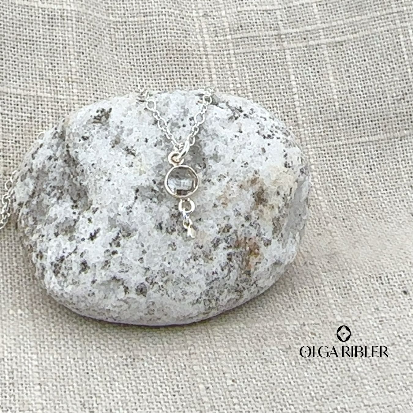 Olga Ribler Ketten: Silberkette fein 2 mm mit Topas 45 cm – Neu (gemäss Beschreibung) aus Luzern von Schmuckoutlet 6