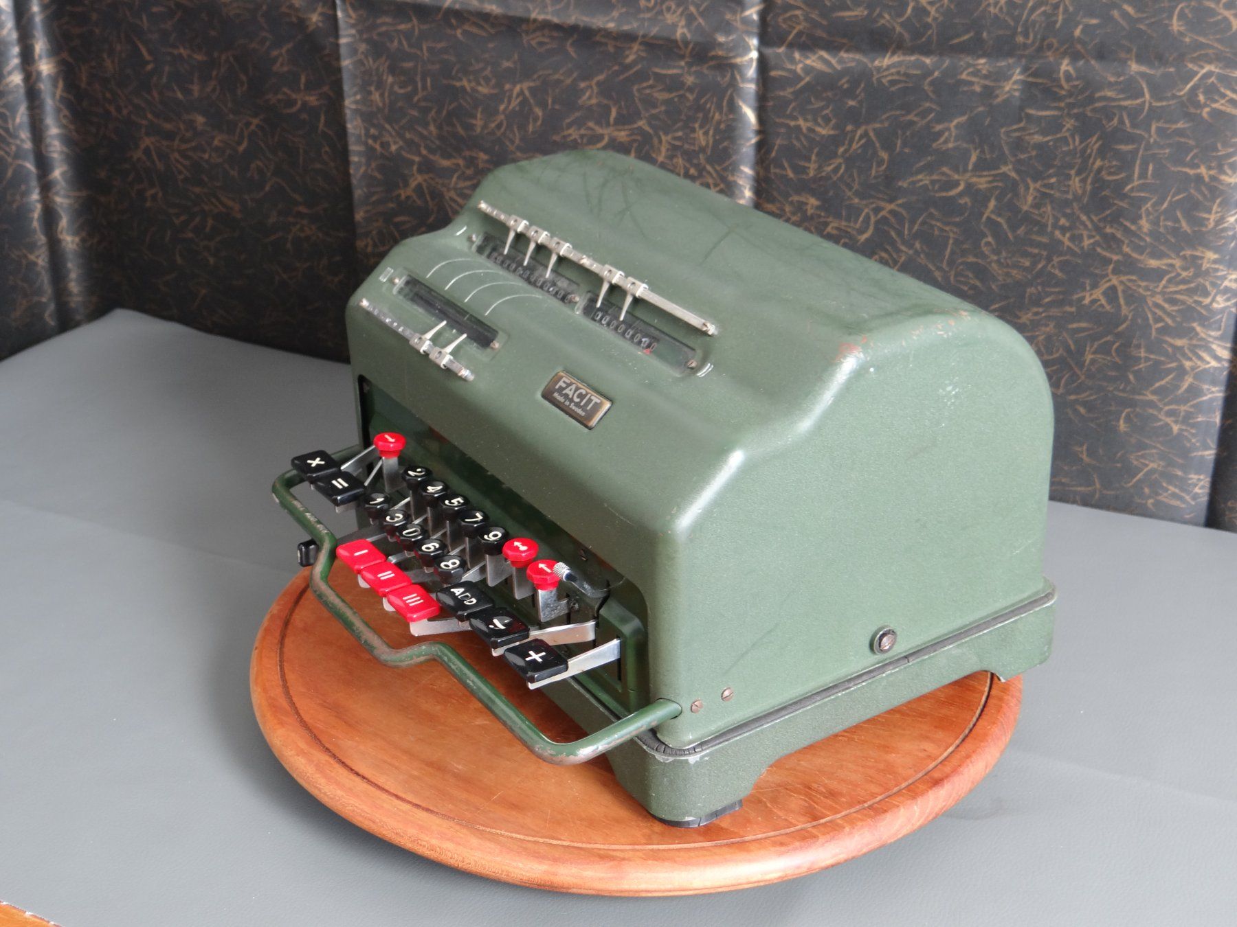Toutes les machines: FACIT ESA-01 Rechnungsmaschine – D'occasion à Bettwiesen par Woogie9000 1