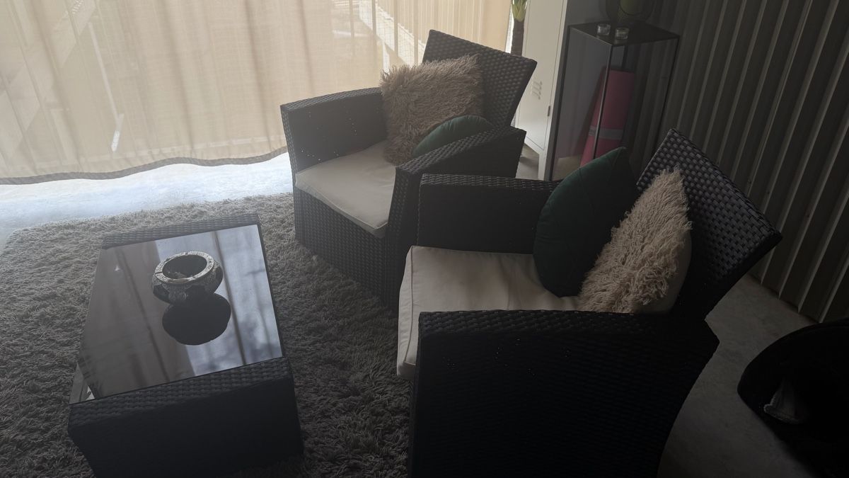 Liegen & Liegestühle: Balkon Lounge – Gebraucht aus Schlieren von dayana. 2
