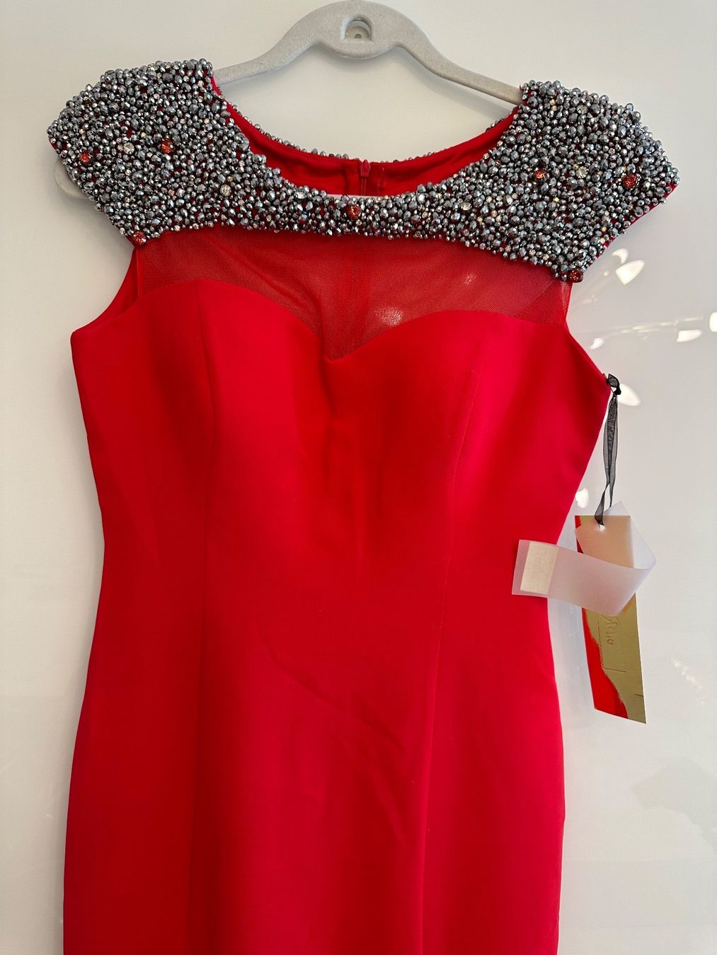 Kleider: Abendkleid Neue Gr 38 – Gebraucht aus Volketswil von Sina008