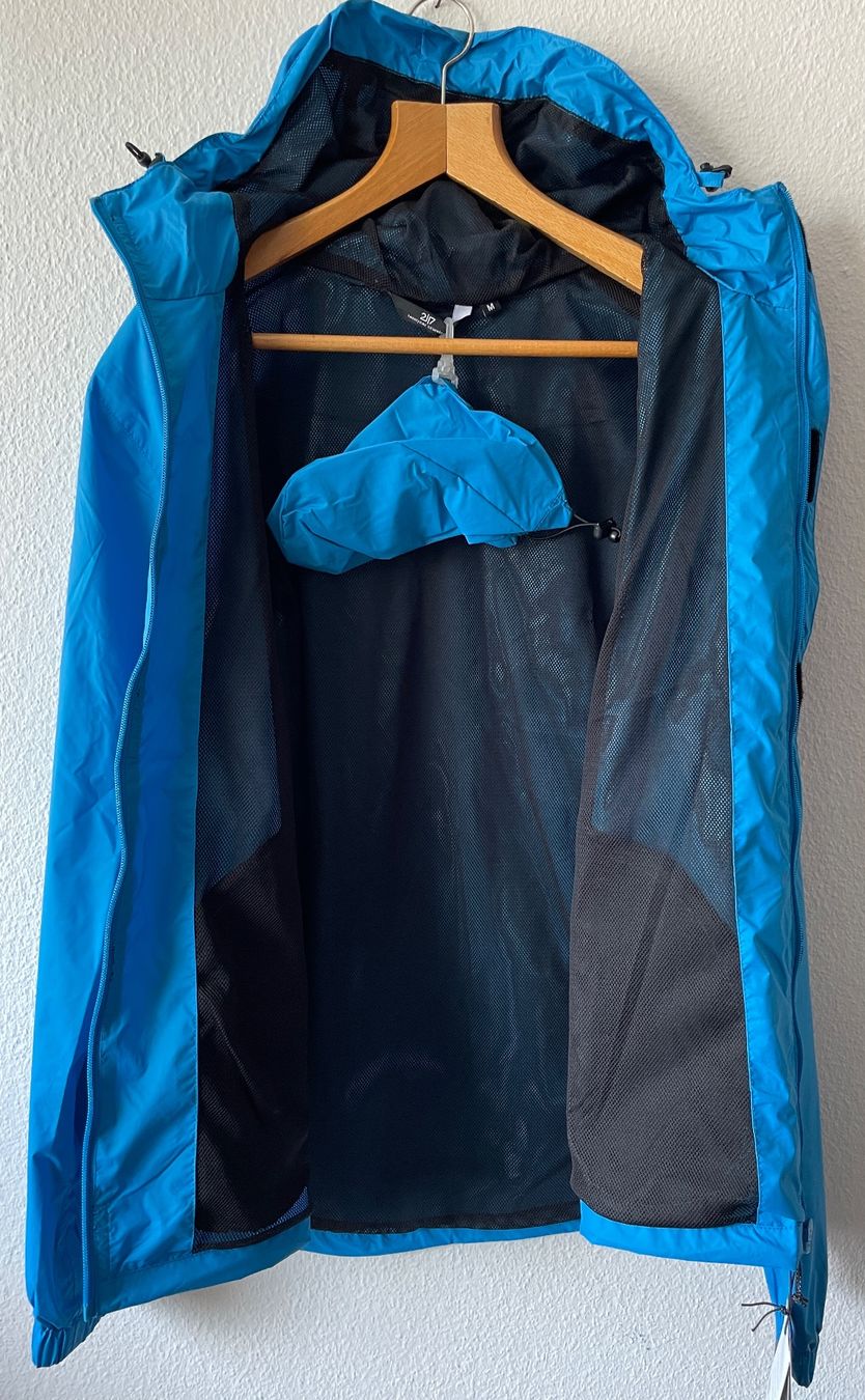 2117 Vestes: VISKAFORS RAIN JACKET Men – D'occasion à Brig par SnowWhiteDist 1