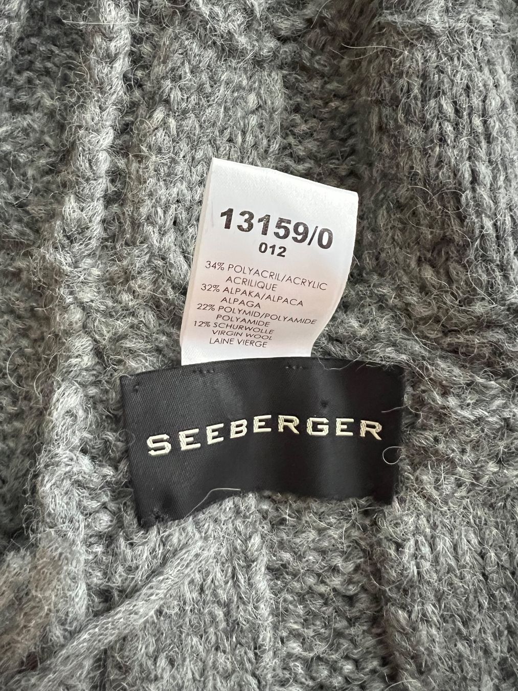 Foulard & Sciarpe: grauer Wollschal der Marke Seeberger – Nuovo (secondo la descrizione) da Meilen venduto da Masupilamy 2