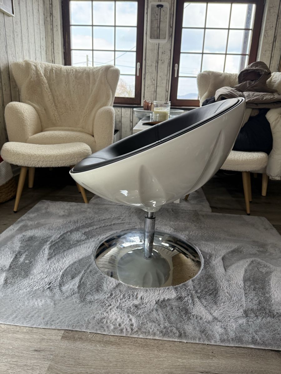Poltrone: Stylischer Drehsessel, Ei-Form Design, Top Zustand! – Usato da Roggenburg venduto da rob_6kvn 4