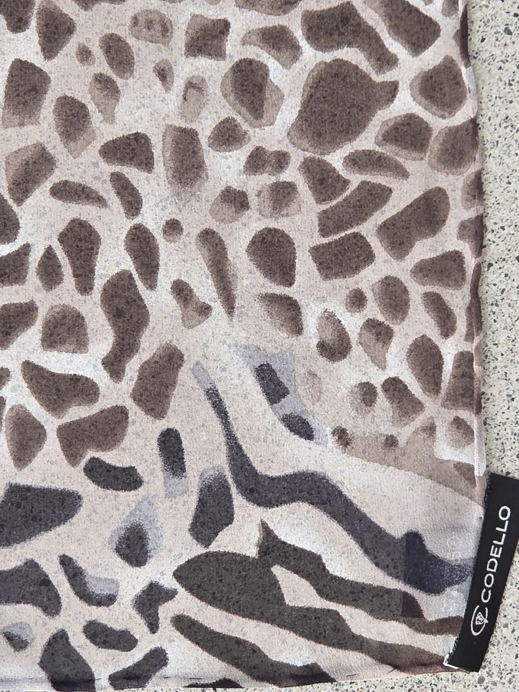 Codello Foulard & Sciarpe: Seidenschal Codello, 36 x 140 cm – Nuovo e nell'imballaggio originale da Frauenfeld venduto da Schenken-mit-Herz 2