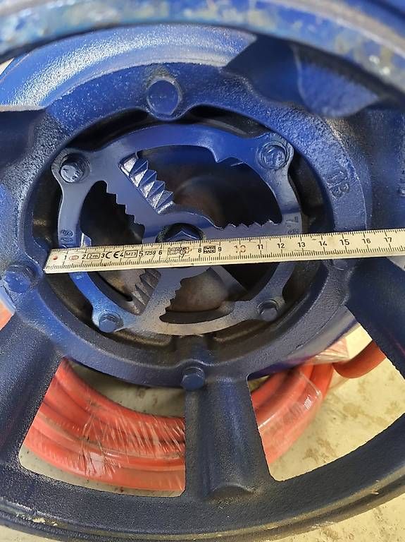 Pumpen & Teile: Tauchschneidpumpe 7.5 kw – Neu und originalverpackt aus Giswil von Hans83 1