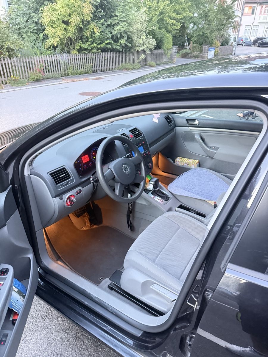 VW Autos: Golf V  – Gebraucht aus Au SG von sha_j8gw 5