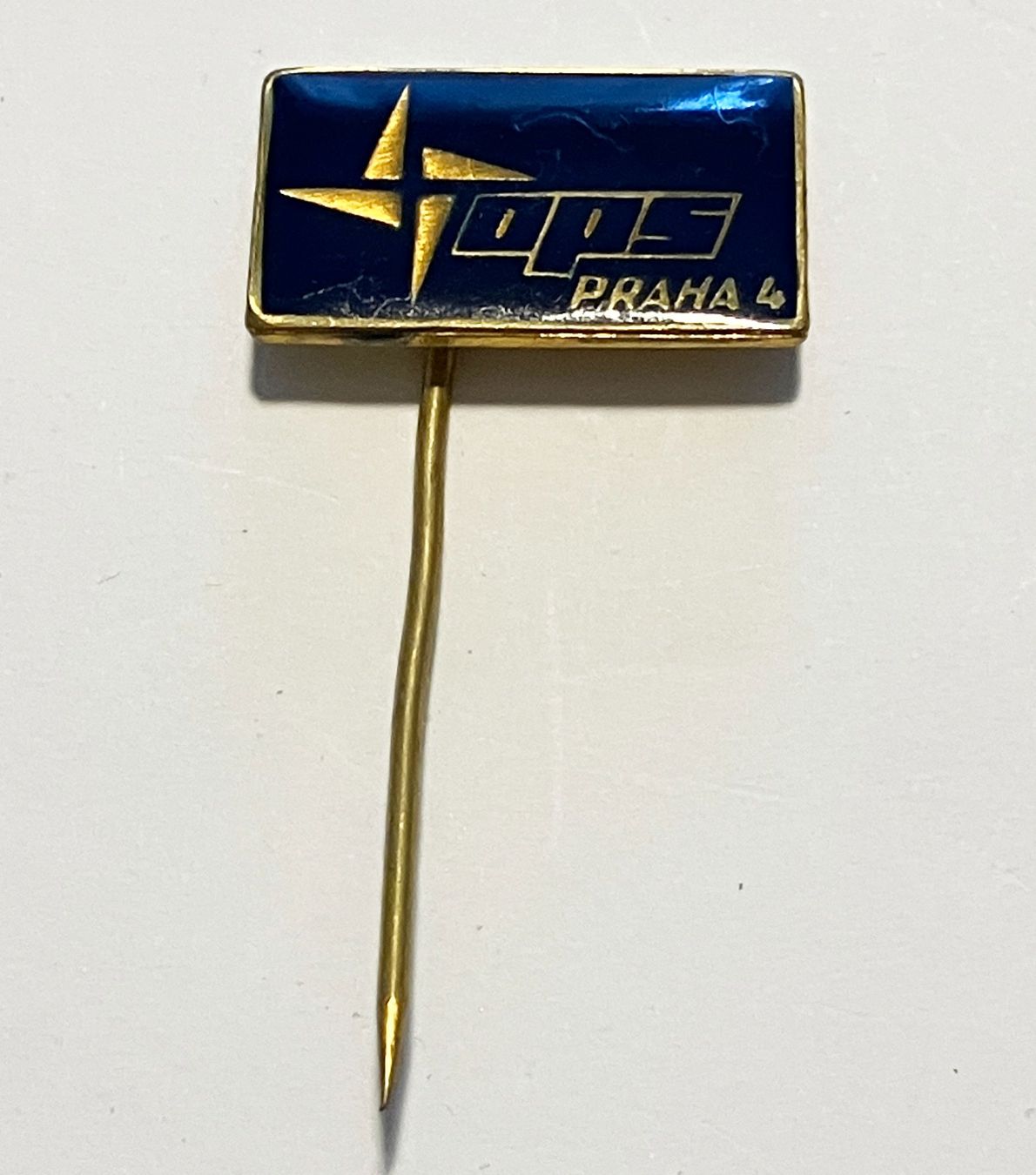 Placchette & Badge: 1 Anstecknadel Ops Praha 4 – Usato da Basel venduto da djwwpp