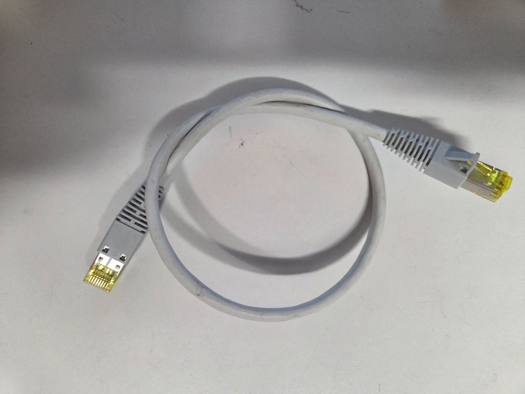 Kabel: Patch kabel  Patchkabel rj45 cat6 UKV Ethernetkabel 0.5m – Gebraucht aus Zürich von eymen20