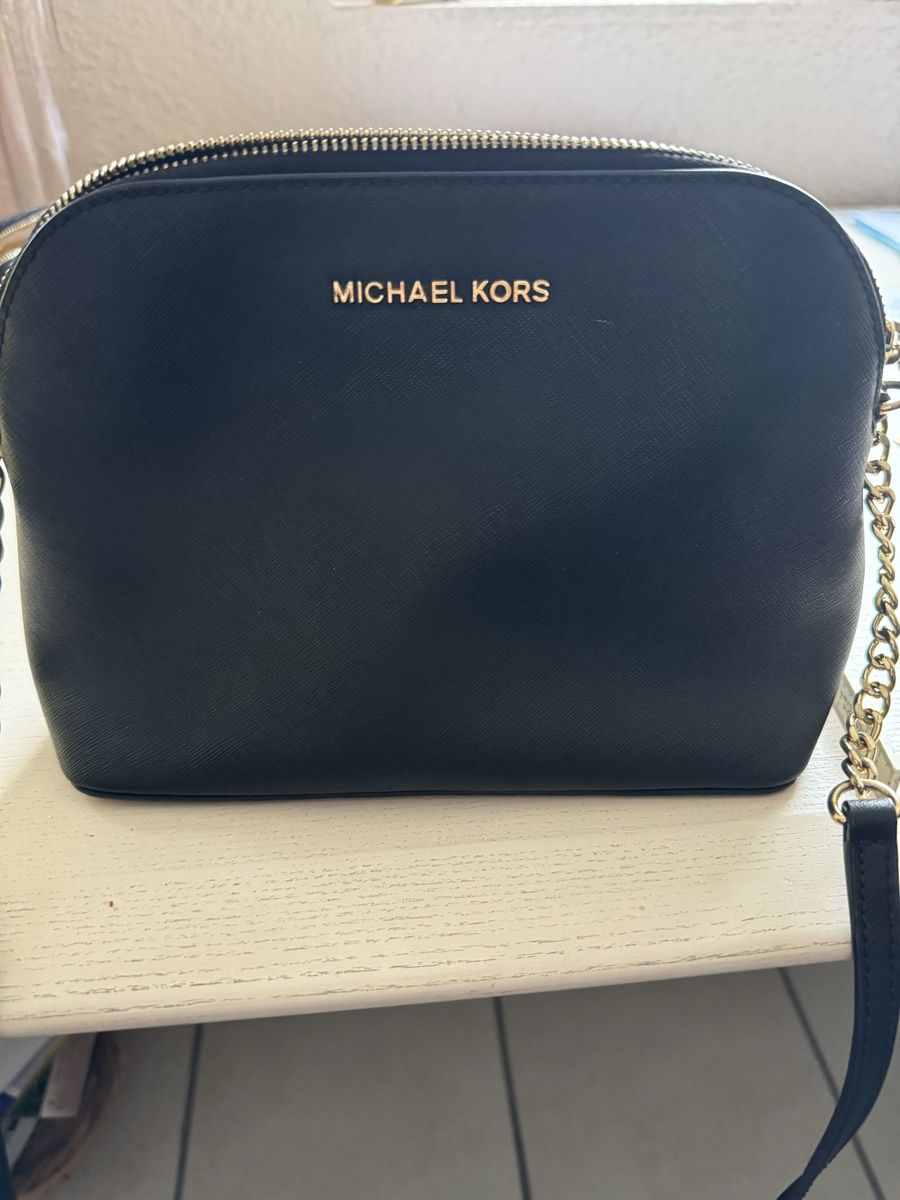 Michael Kors Sacs femmes: Umhängetasche – D'occasion à Lutzenberg par KatharinaM01