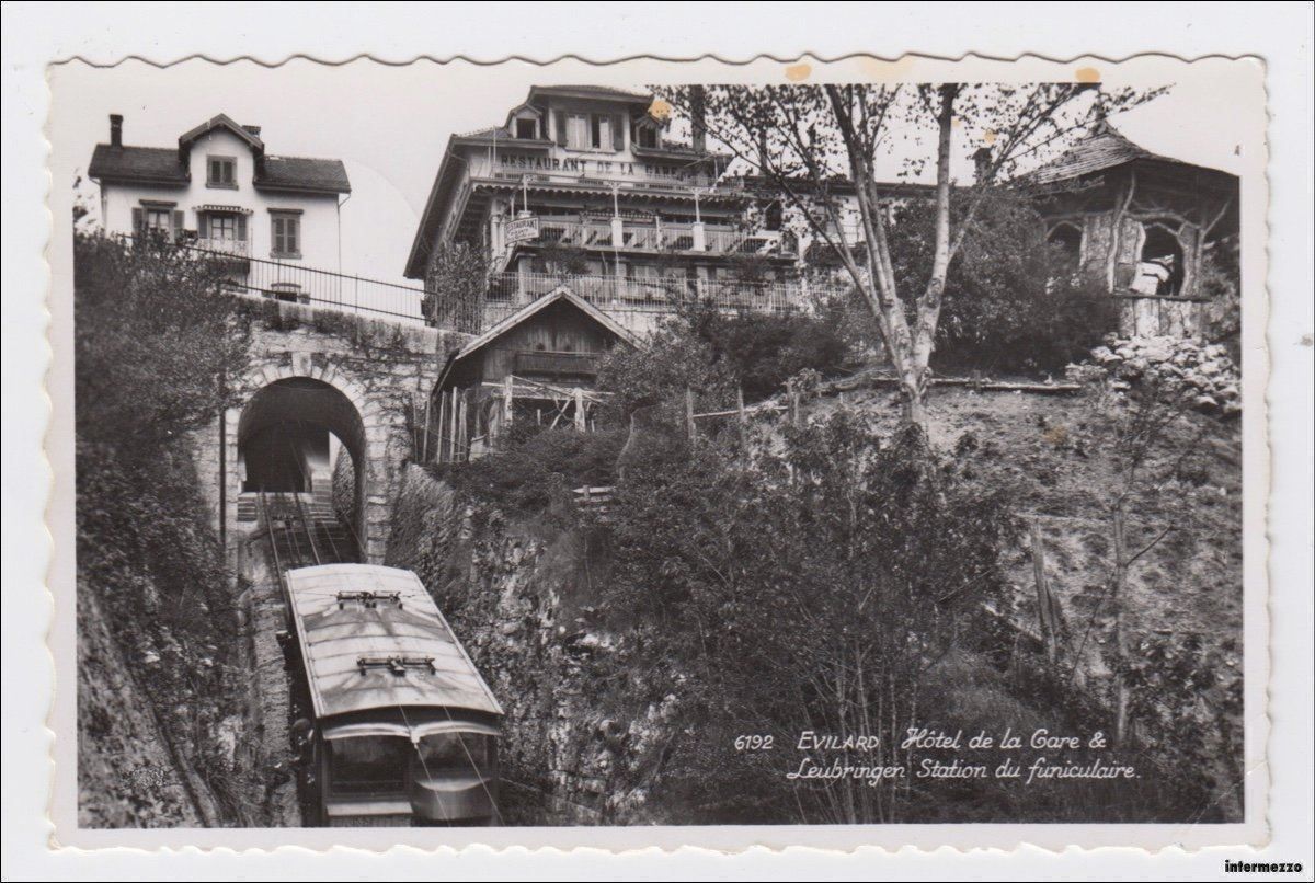 Cartes postales: Evilard Leubringen // Hotel de la gare – D'occasion à Basel par intermezzo12