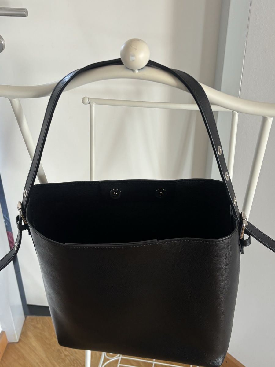 Borse da donna: Schwarze Schultertasche/ Shopper – Usato da Basel venduto da AnninaD97 7