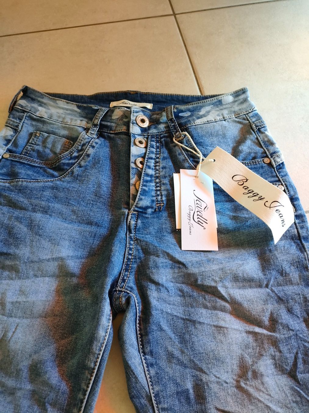 Jeans: Jeans Gr.xs/34 NEU!!! – Neuf avec emballage d'origine à Adelboden par Lammhult 1