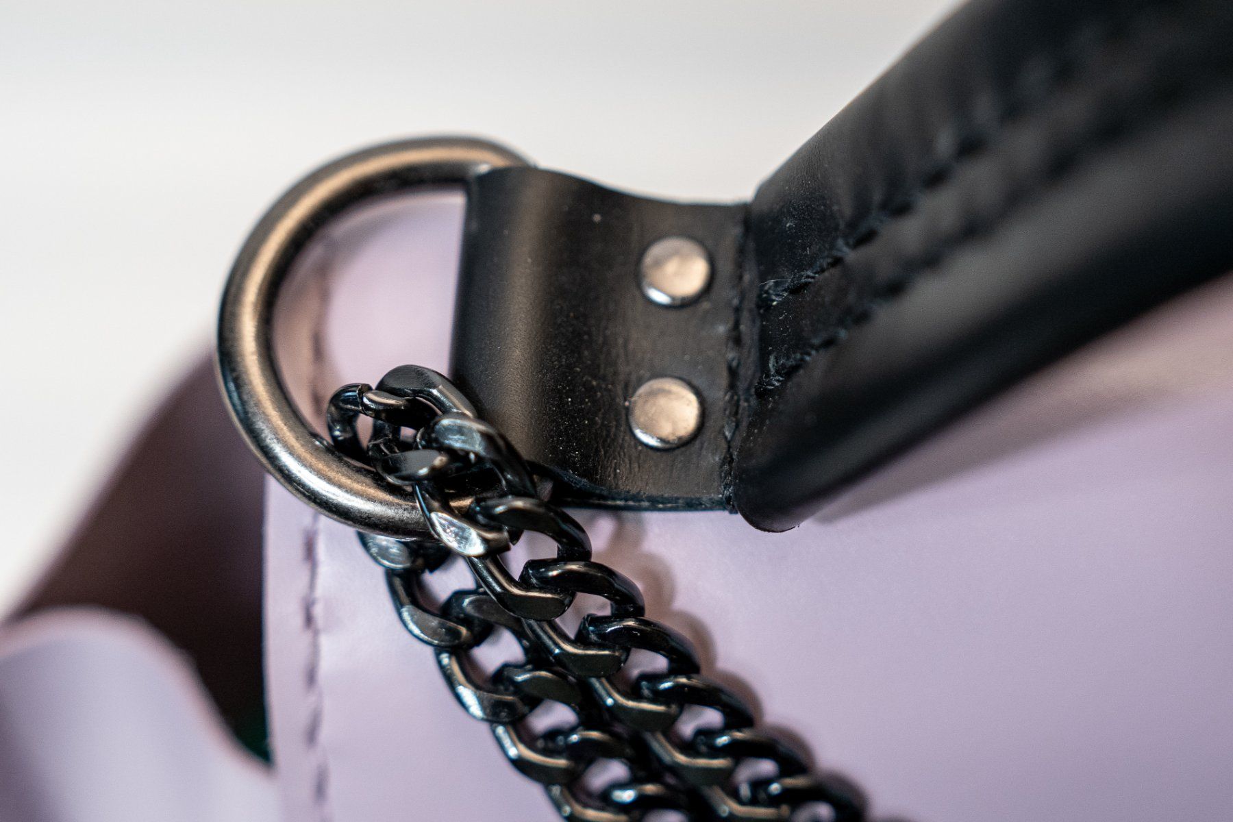 Borse da donna: Elegante Ledertasche mit Kette - handmade – Nuovo e nell'imballaggio originale da Matzendorf venduto da sas_skl6 4