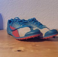 Chaussures d'athlétisme avec pointes (Puma)