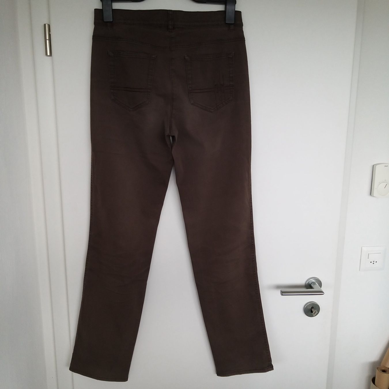 Pantaloni: Pantalon Hauber – Usato da Onnens VD venduto da Bleuet06 1