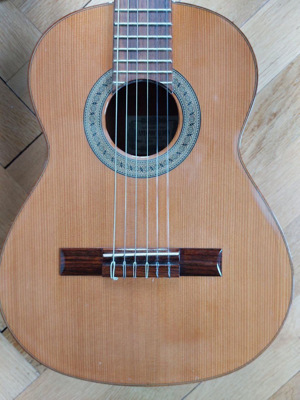 Strumenti musicali: Gitarre Antonio Rubén, Junior – Usato da Kriens venduto da nordlicht09 2