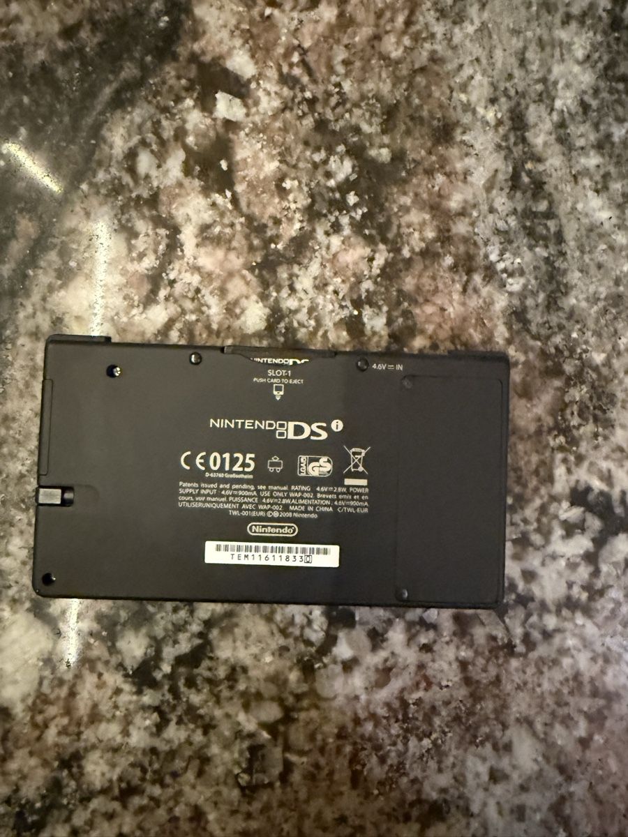 Nintendo Konsolen: Nintendo Dsi plus Pokémon noir – Gebraucht aus Meyrin von DragonSuisse 3