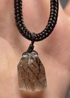 Schwarzer Rutil Anhänger an Kordelkette A