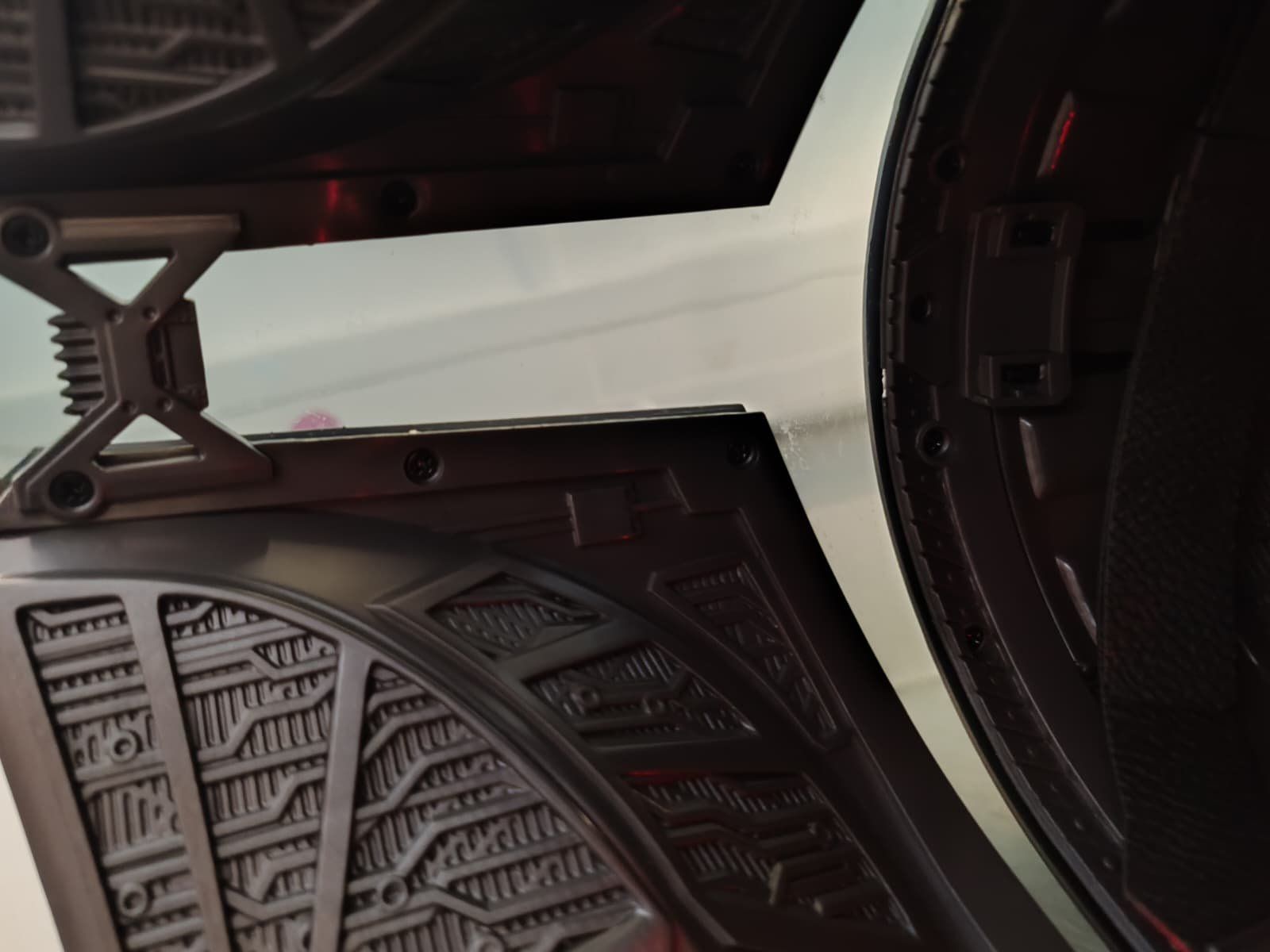 Uniformi & Effetti personali: Hasbro Star Wars Black Series Mandalorian Helm – Nuovo (secondo la descrizione) da Bern venduto da PrettyGood 3