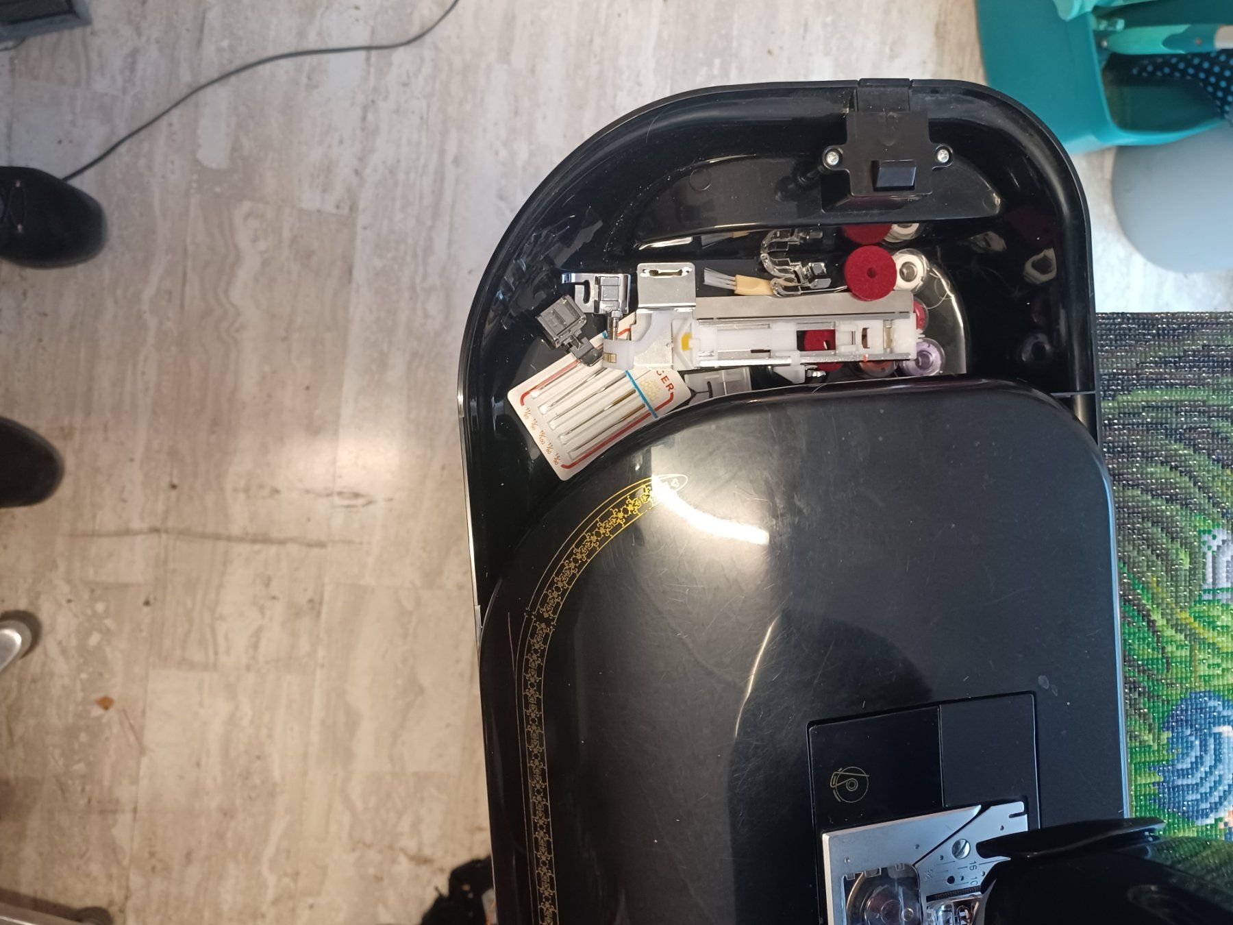 Singer Macchine da cucire: singer elektonische nähmaschine – Usato da Andelfingen venduto da hei_bzf6 2