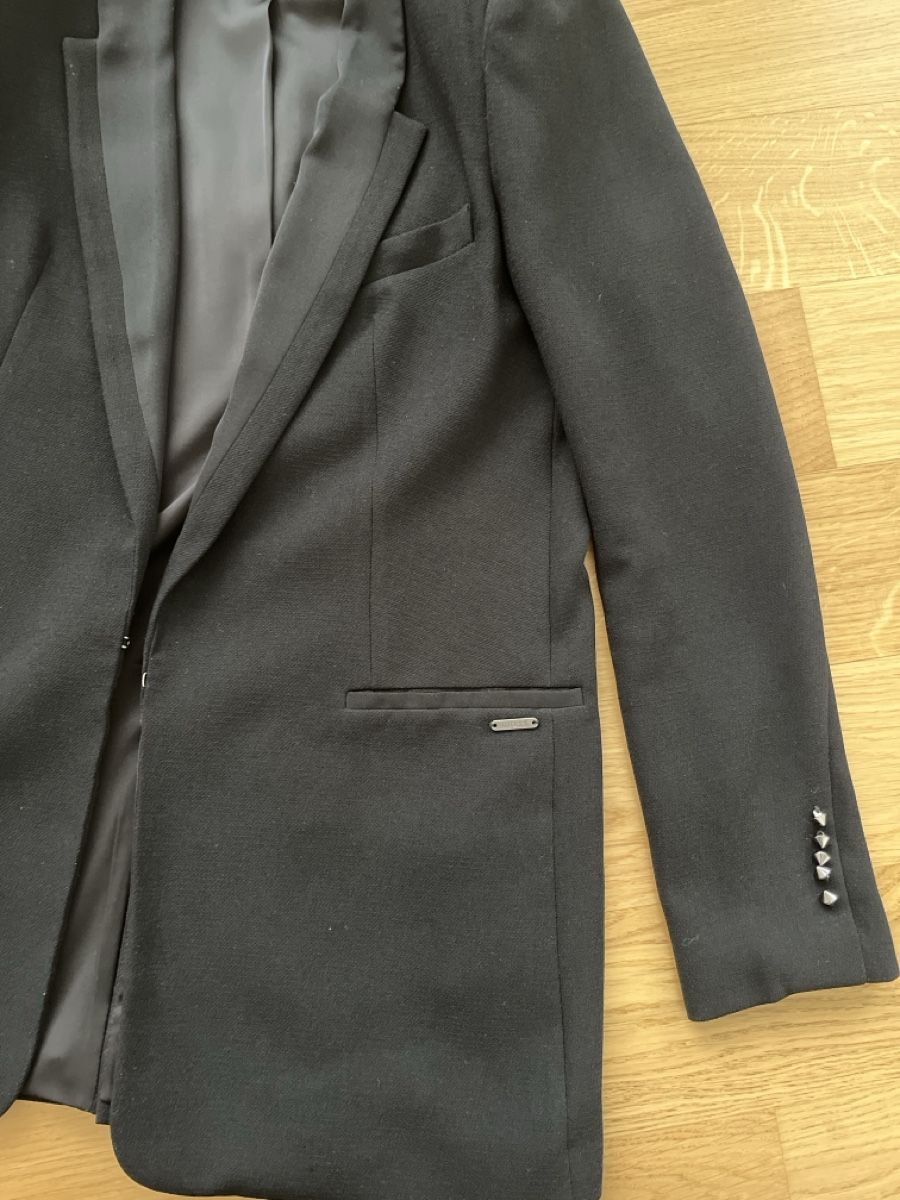 Guess Giacche: Eleganter Guess Damen Blazer, Grösse M – Usato da Emmenbrücke venduto da zak_5wtm 1