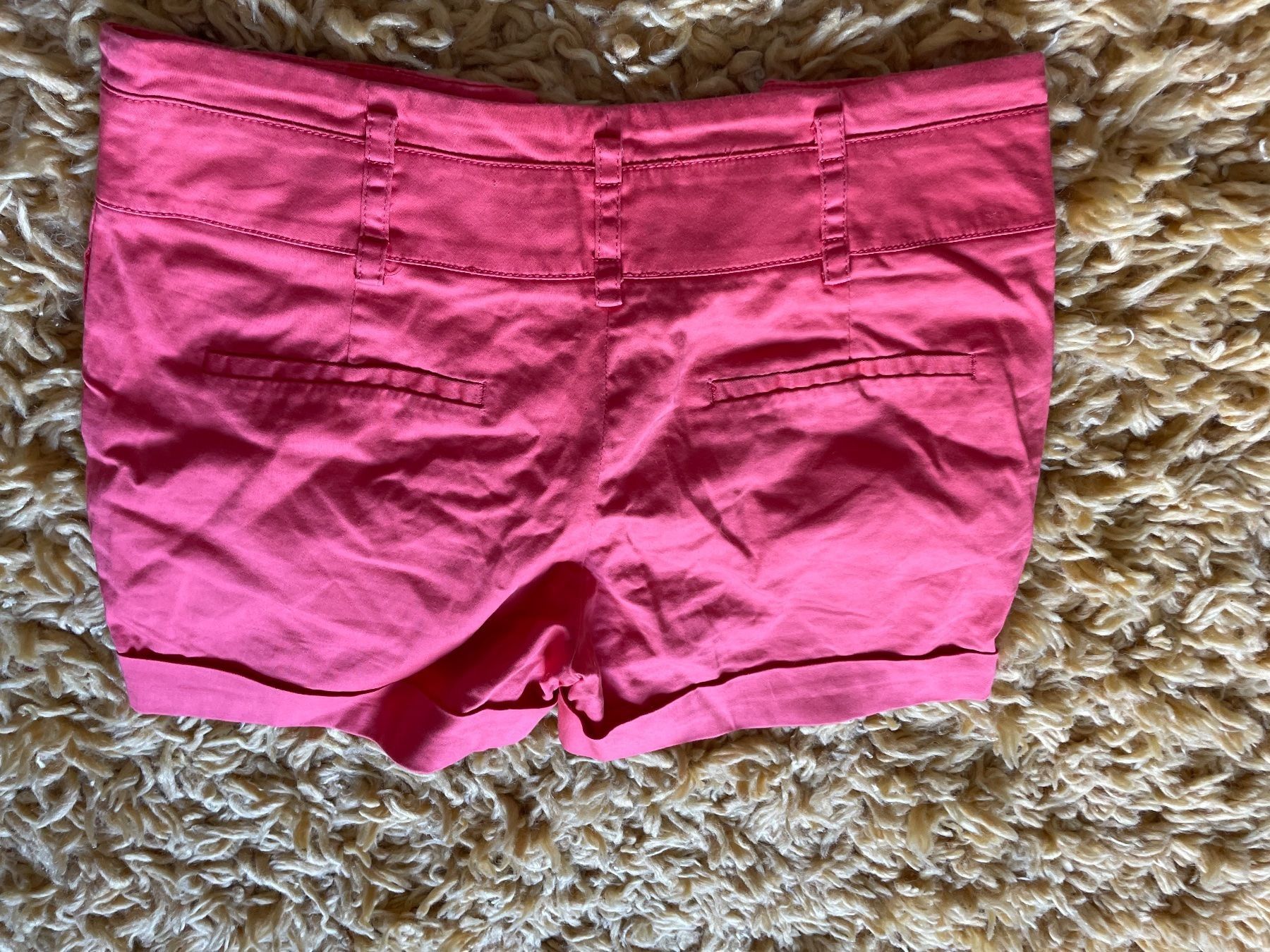 Hosen: Attenlief Rote Sommer-Shorts, Grösse 38 – Gebraucht aus Zuchwil von mrjingles80 1