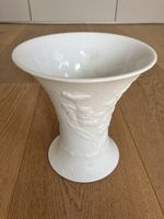 Weisse Blumenvase Kaiser Porzellan Dekor Frühling