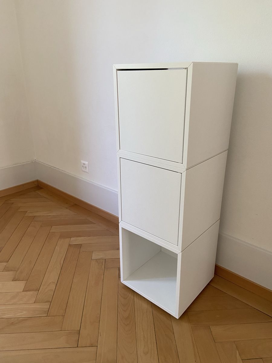 Ikea Cassettiere: EKET Schrank – Usato da Bern venduto da f_0815