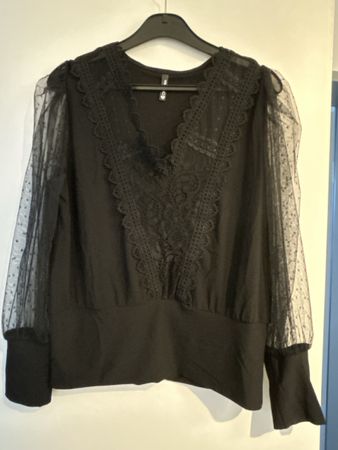 Neue Bluse von Chicoree, Grösse M, schwarz