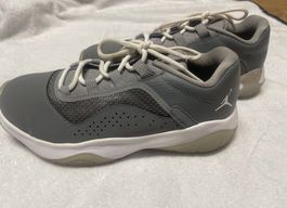 Jordan Sneaker grau Grösse 36,5