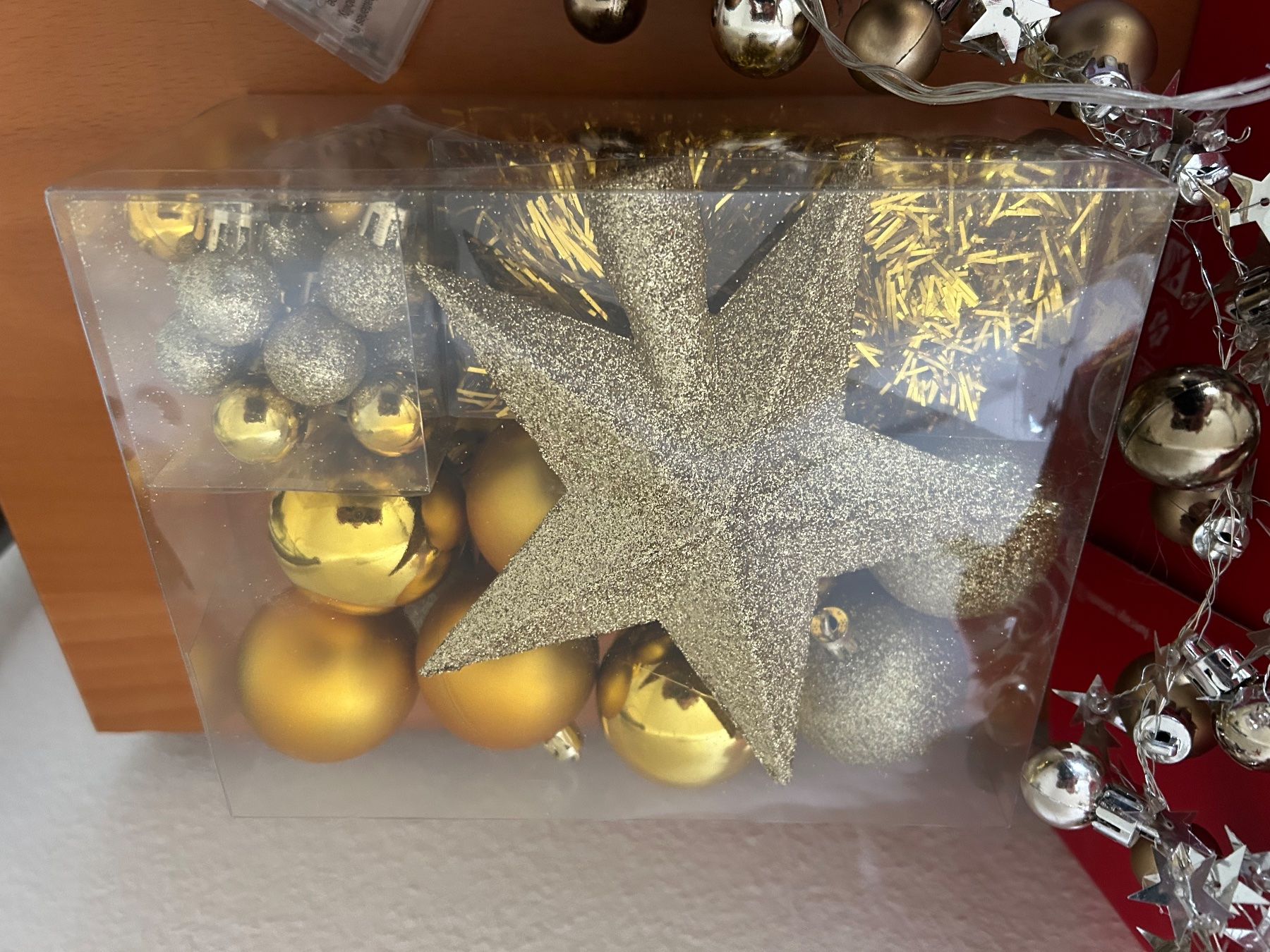 Toutes les décorations: Weihnachtskugeln und Lichterketten – D'occasion à Olten par Pablo7 4