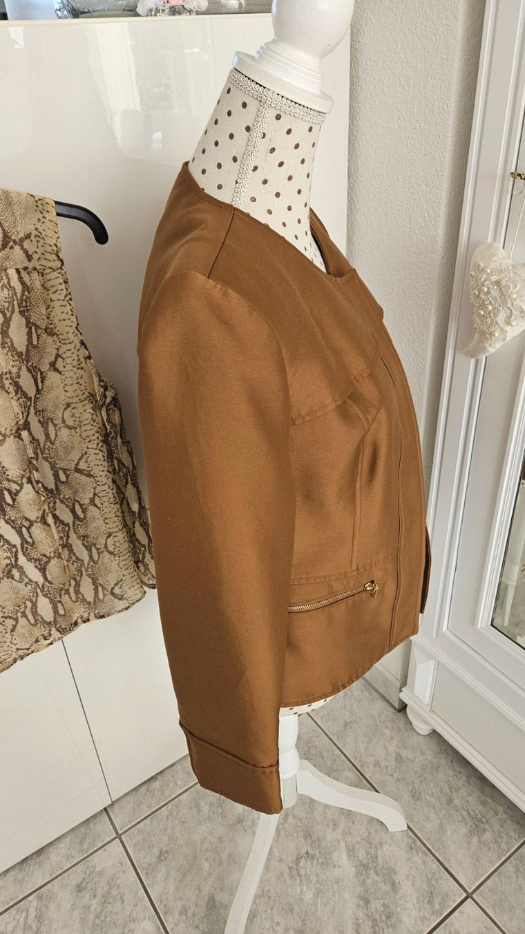 H&M Giacche: Blazer Jacke Gr. 40 mit Bluse Schlangenprint Cognac Braun – Usato da Gossau ZH venduto da fashiontwo 3
