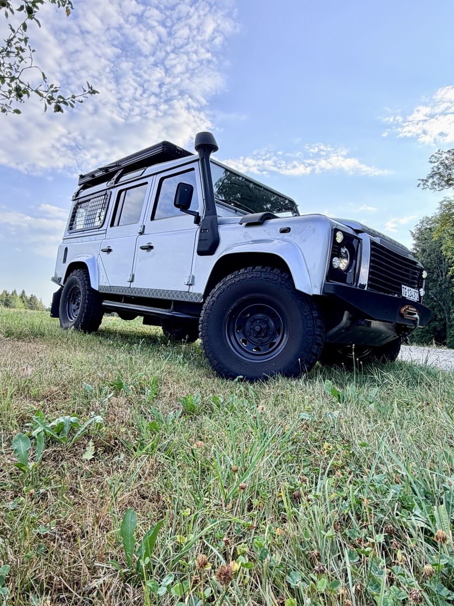 Land Rover Automobili: Land Rover Defender 110 – Usato da Fruthwilen venduto da bodensee_manufaktur 1